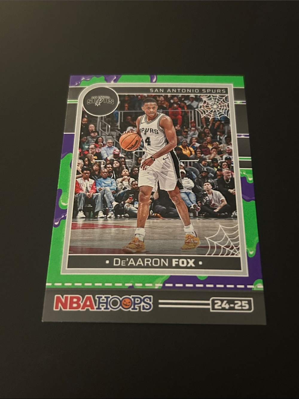 Panini NBA Hoops De'Aaron Fox Green & Purple Border Card